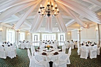 Hotel Elm Hurst Inn & Spa