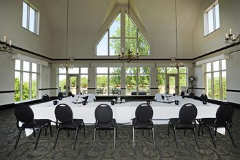 Hotel Elm Hurst Inn & Spa