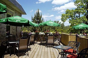 Hotel Elm Hurst Inn & Spa