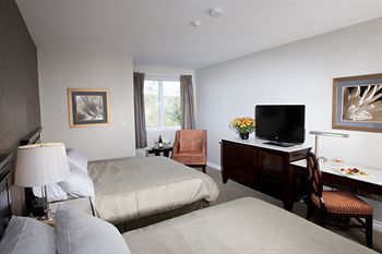 Hotel Elm Hurst Inn & Spa