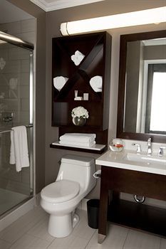 Hotel Elm Hurst Inn & Spa