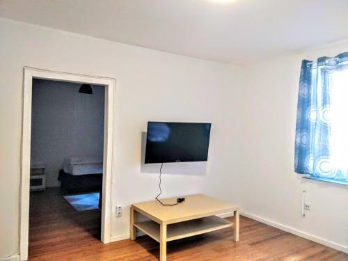 Avi City Apartments Mainhouse