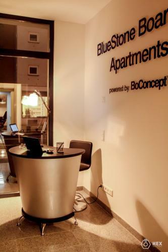 Aparthotel Bluestone Boarding Apartments