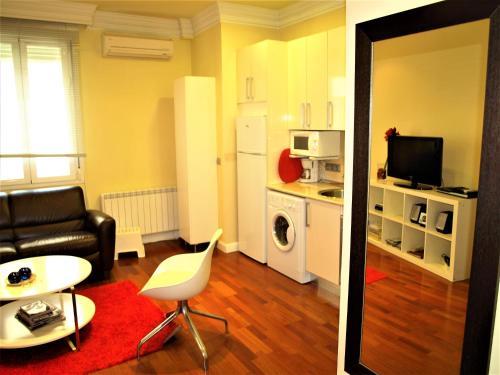 Stylish Apartments In Chueca