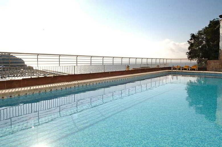 Montjoi By Brava Hoteles
