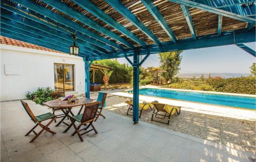 Two-bedroom Holiday Home In Argaka
