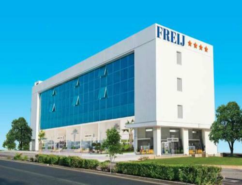 Freij Beach Hotel & Resort