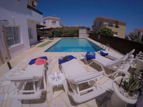 Augasta Sea View Villa