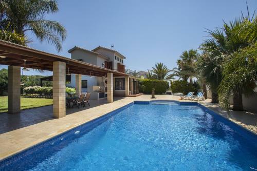 Ayia Napa Villa Magnolia