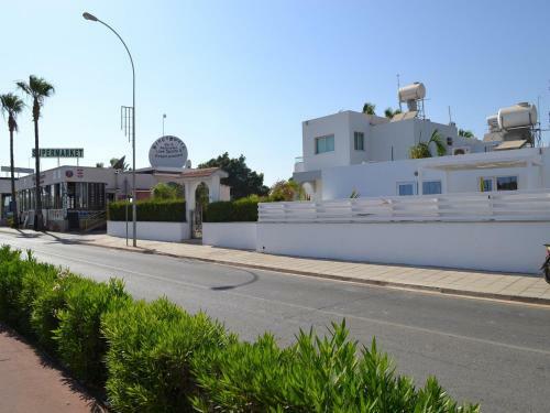 Apartamento Makronissos Beach Studio