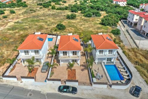 Nissi Villa Christa