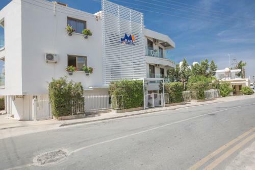 Apartamento Merab Napa Suites