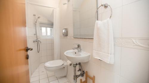 Rent Private Villa 364