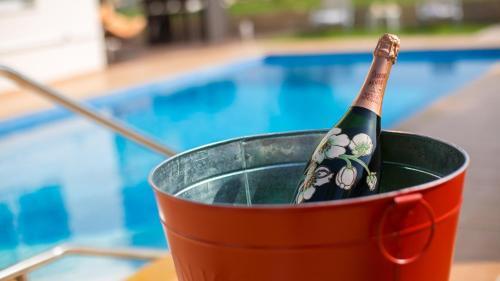 Rent Private Villa 364