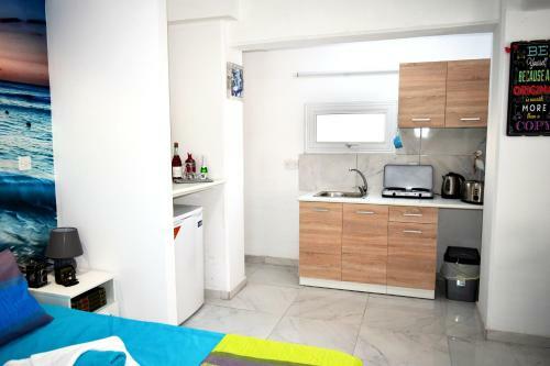 L.s.a Studio Apartment