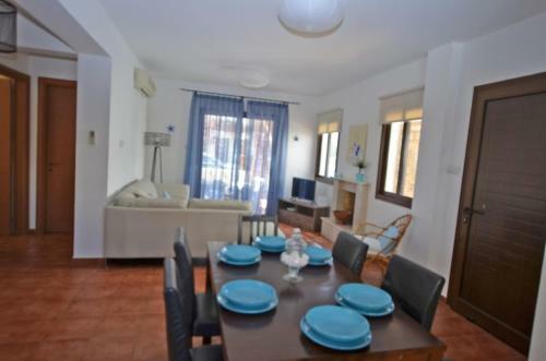 Villa Amara - 3 Bed Villa With Shared Pool Idyllic Ayia Thekla
