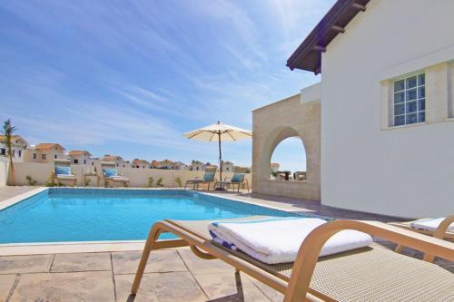 Odessa Villa