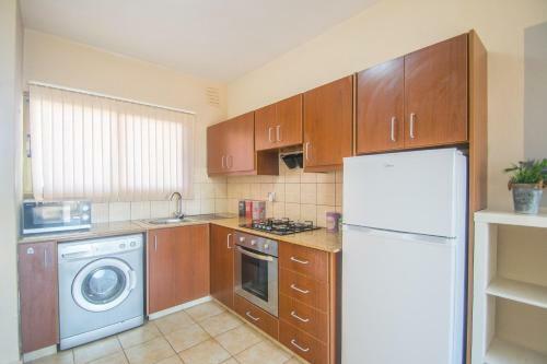 Laura's Two Bedroom Ayia Napa Central Apartment