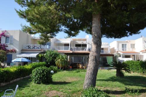 Apartment 14 In Coral Bay