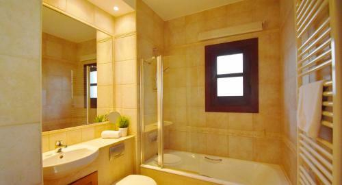 Villa Diyala (83), Aphrodite Hills Resort