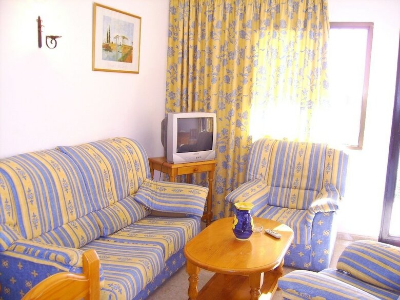 Apartamentos El Capistrano Sur