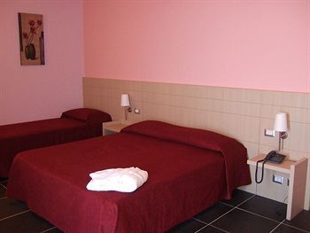 Tus' Hotel