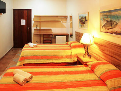 Hotel Pir� Mi�na