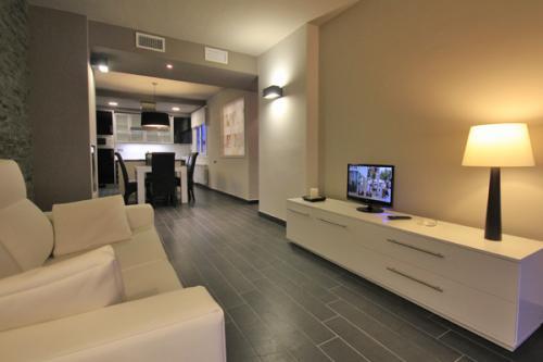 Lagaya Apartments & Spa