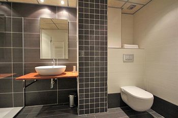 Lagaya Apartments & Spa