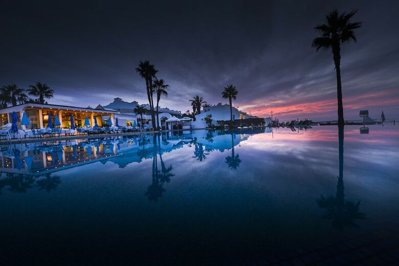 Hotel Amphitrite Palace Resort And Spa