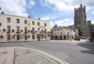 Lodge Lamb Hotel(.)