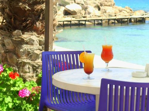 Hotel Deniz Kizi On A Sandy Beach