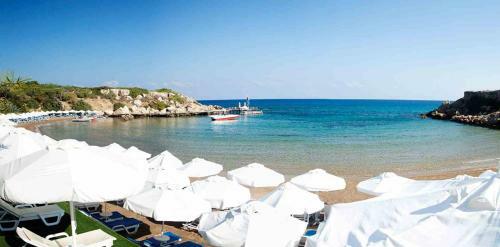 Hotel Deniz Kizi On A Sandy Beach