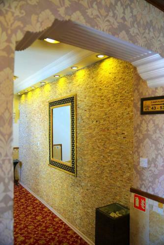 Hotel Anadol Close To Harbour