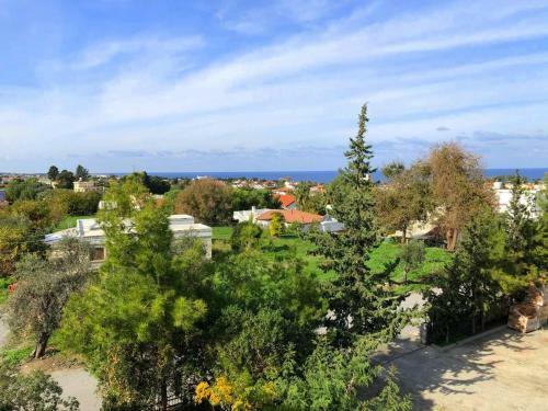 Hostal Rose Gardens Boutique & Pool & Restaurant