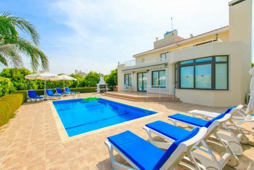 Villa Bougainvillea