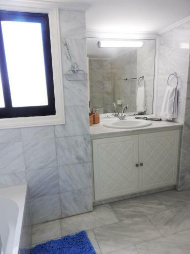 Apartamento Lazuli Beachfront Penthouse 504