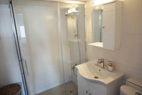 Lazuli Beach Apartment 501