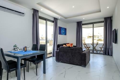 Lazuli Seaview Apartments 2bdr