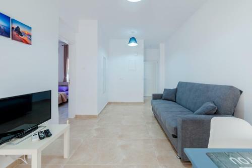 Color Cyprus Amozoniu Apartments