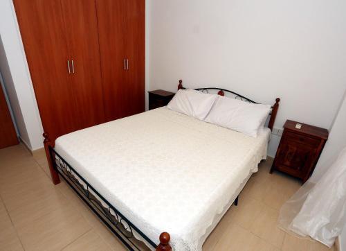 Penelopi Court Apartment 102