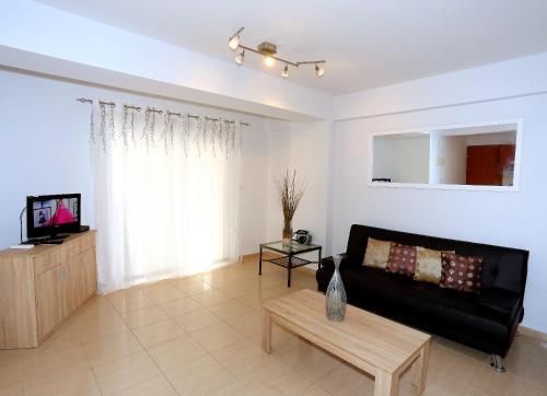 Penelopi Court Apartment 102