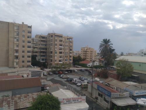 Luxury 2 Bedroom Apartment Central