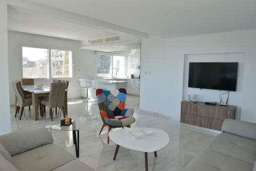Kings Apartment