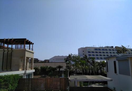 Apartamento Beach Maisonette Limassol Star
