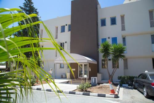 3 Bedroom Apartment Thera Complex