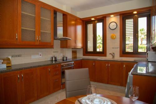 3 Bedroom Apartment Thera Complex