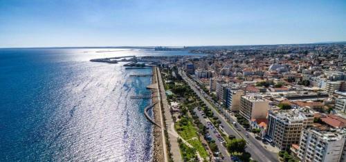 Apartamento Zavos Eden Beach Studio
