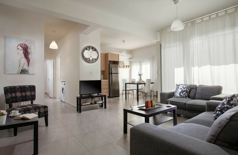 Myrtiana Apartments