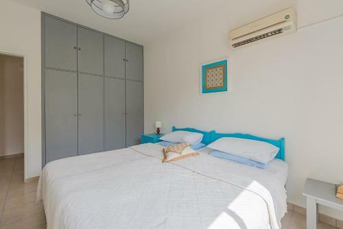 Color Cyprus Dhekelia Apartments